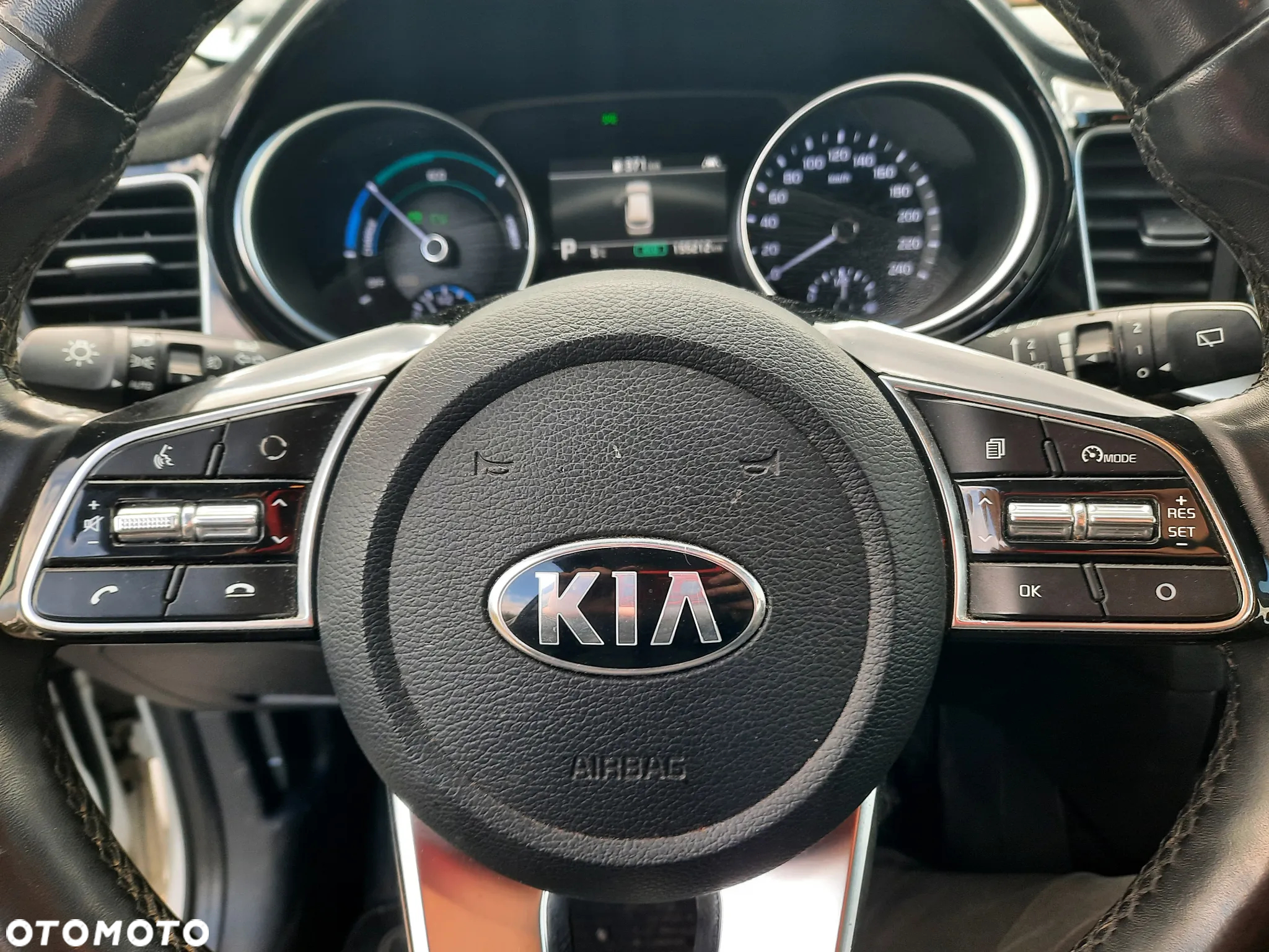 Kia Ceed SW 1.6 GDI DCT OPF Plug-in-Hybrid Platinum Edition - 38