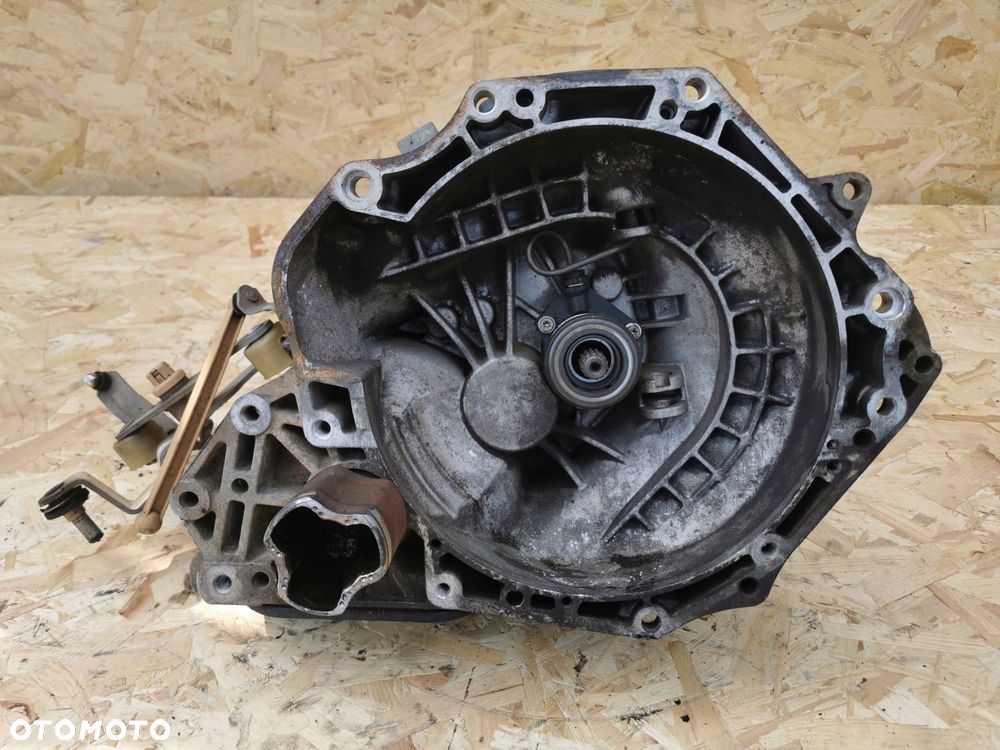 opel corsa d skrzynia biegów 2rc429 manualna 1.0 benzyna 65km 2010r - 1