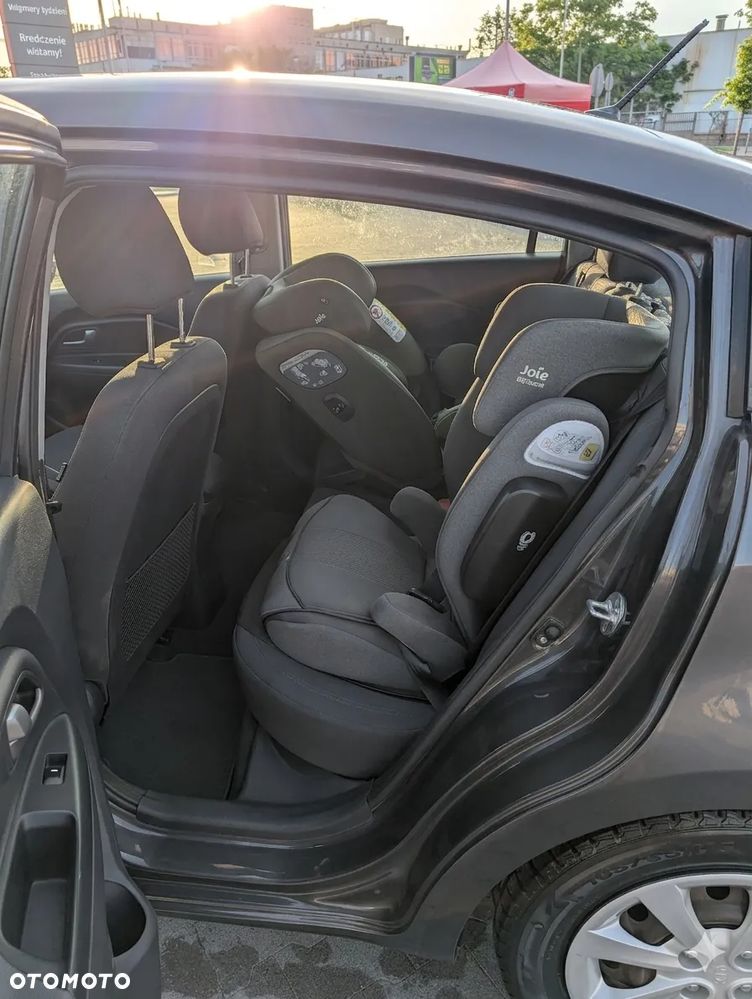 Kia Rio 1.4 XL - 6