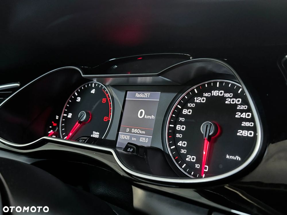 Audi A4 Avant 2.0 TDI DPF S line Sportpaket - 33