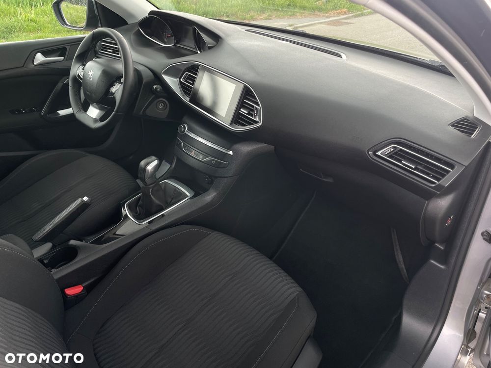 Peugeot 308 e-HDi 115 Stop & Start Allure - 15