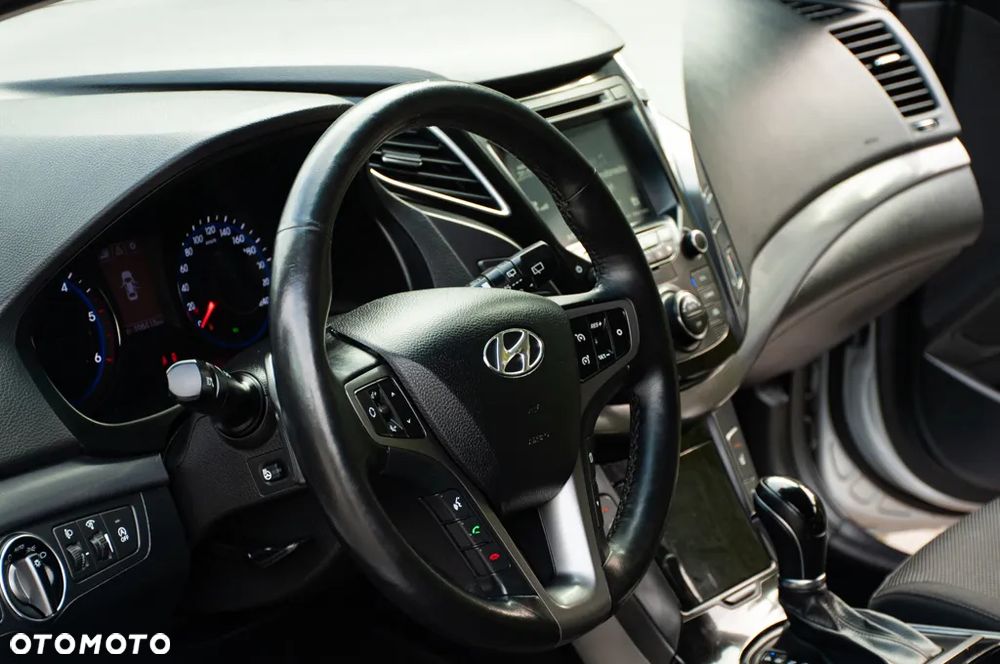 Hyundai i40 Kombi blue 1.7 CRDi DCT Premium - 5