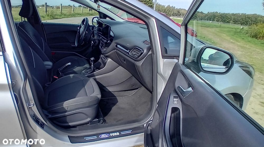 Ford Fiesta - 9