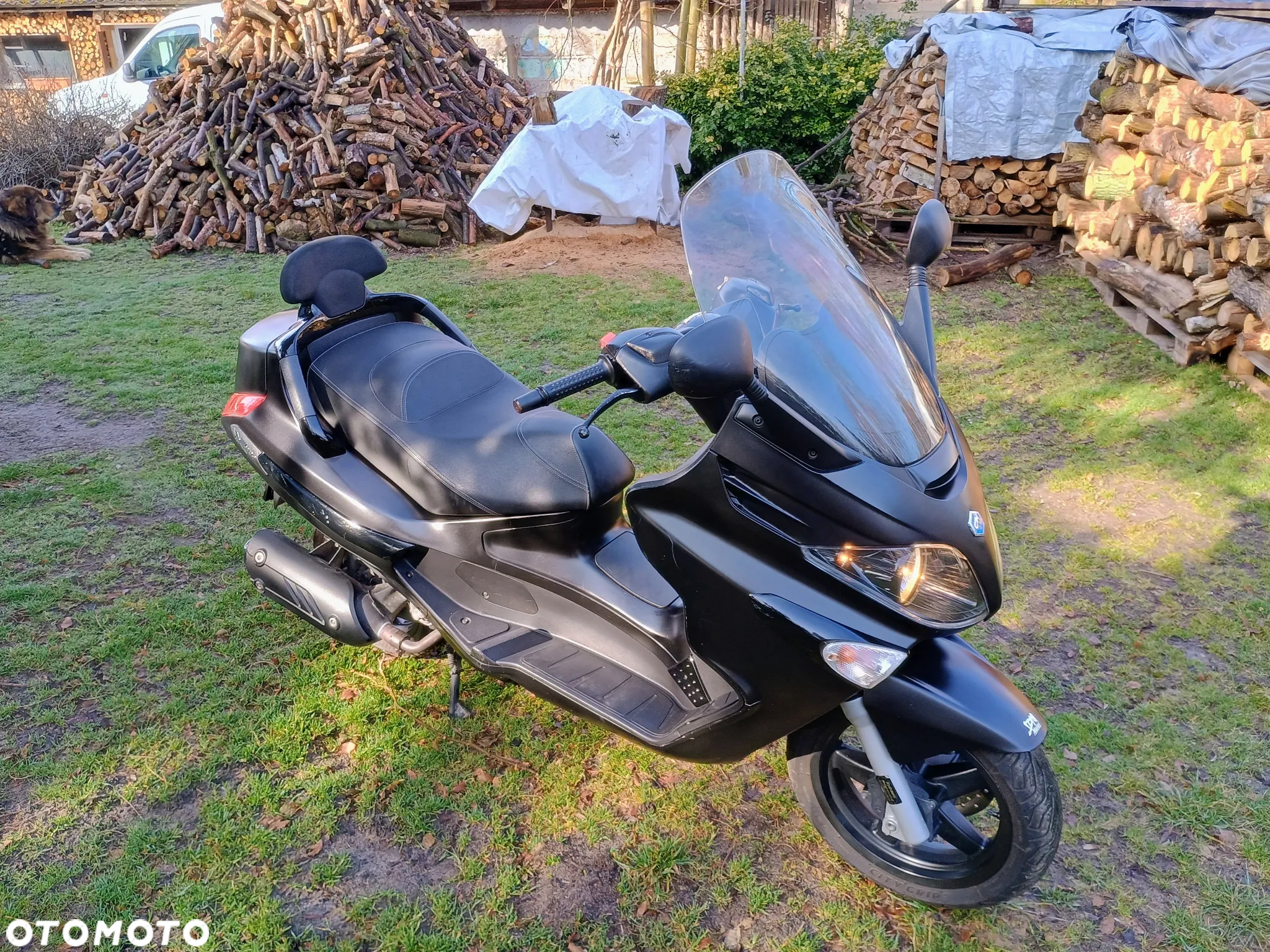 Piaggio Xevo - 2