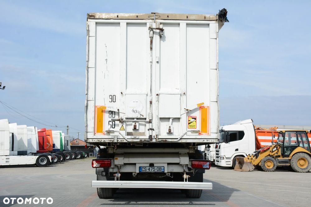 Benalu 65 m3 / aluminiowa / waga 7,6 t / SAF / z Francji - 5