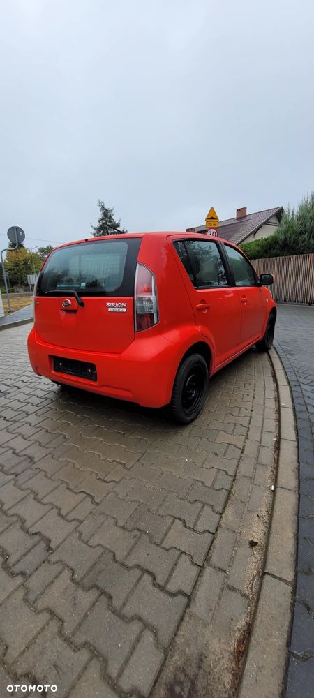 Daihatsu Sirion 1.3 - 3