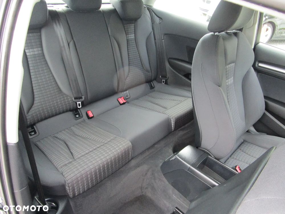 Audi A3 3-drzwiowe 2.0 TDI Ambition - 26