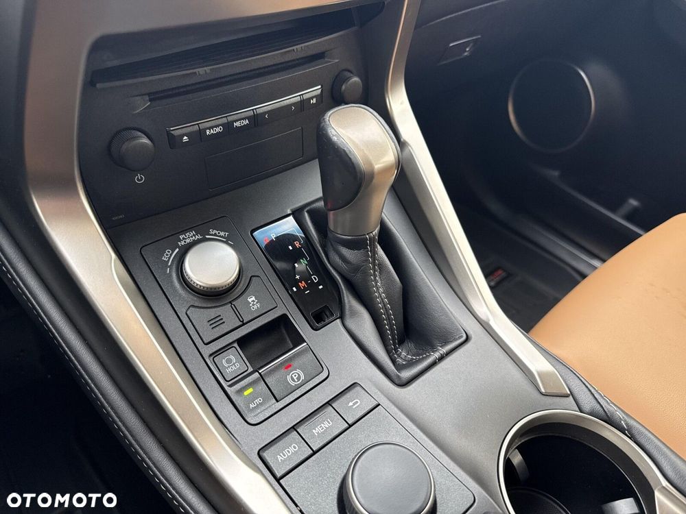 Lexus NX 200t Elite AWD - 15