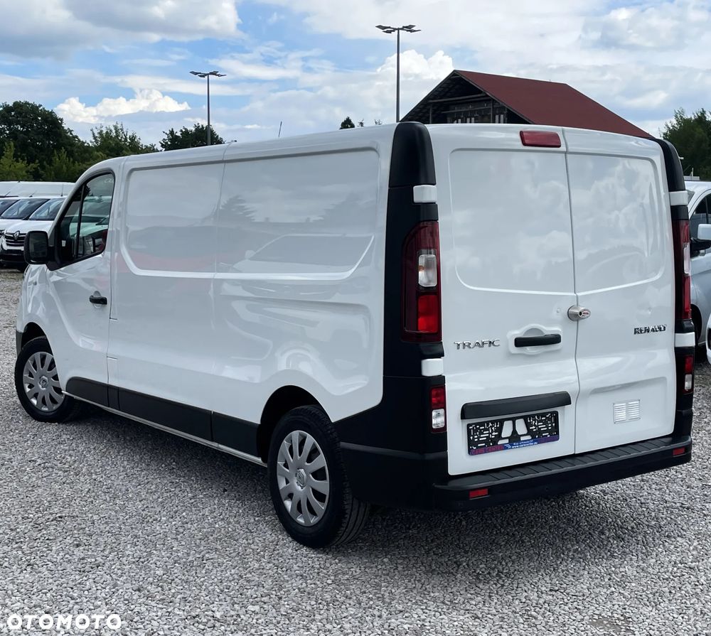 Renault Trafic - 10