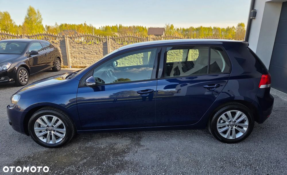 Volkswagen Golf 1.6 Comfortline - 11