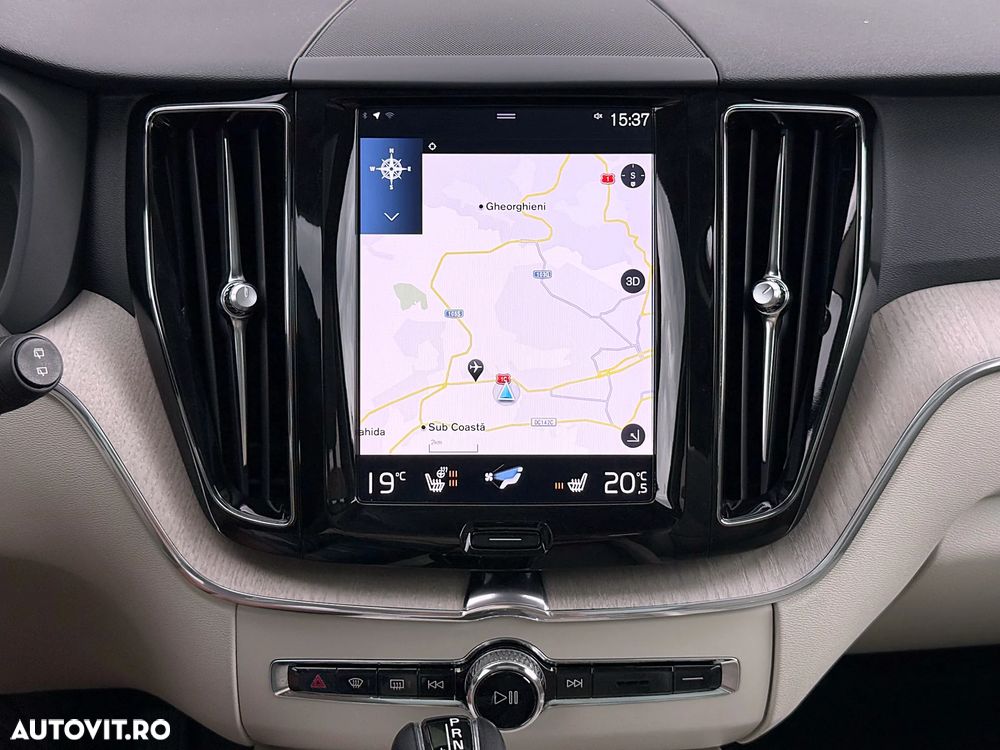 Volvo XC 60 D5 AWD Geartronic Inscription - 31