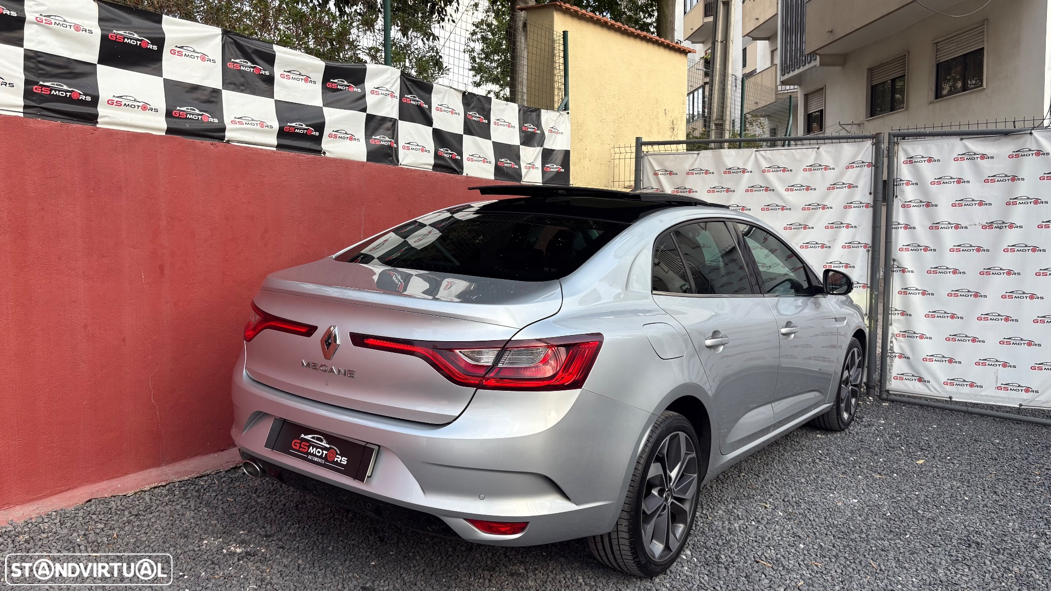 Renault Mégane 1.5 Blue dCi Bose Edition - 6