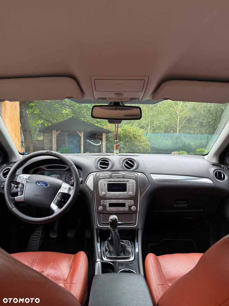 Ford Mondeo 2.0 Titanium - 21