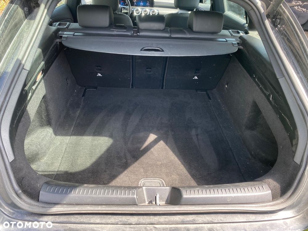 Mercedes-Benz CLA 200 d 8G-DCT - 12