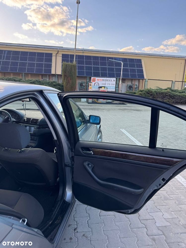 BMW Seria 3 - 17