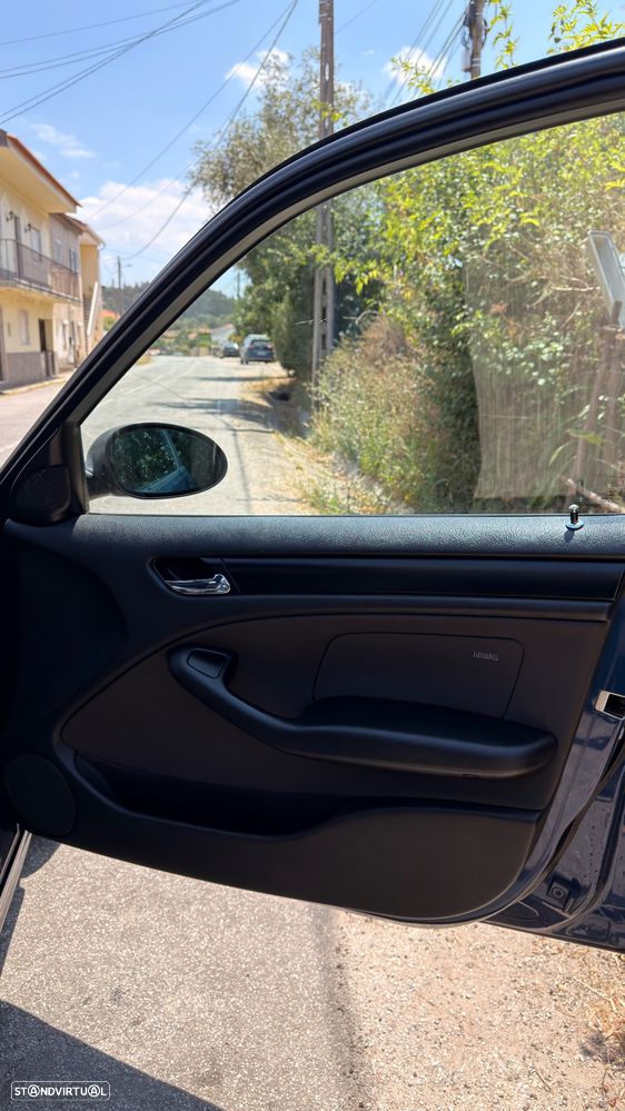 BMW 320 d Navigator - 7