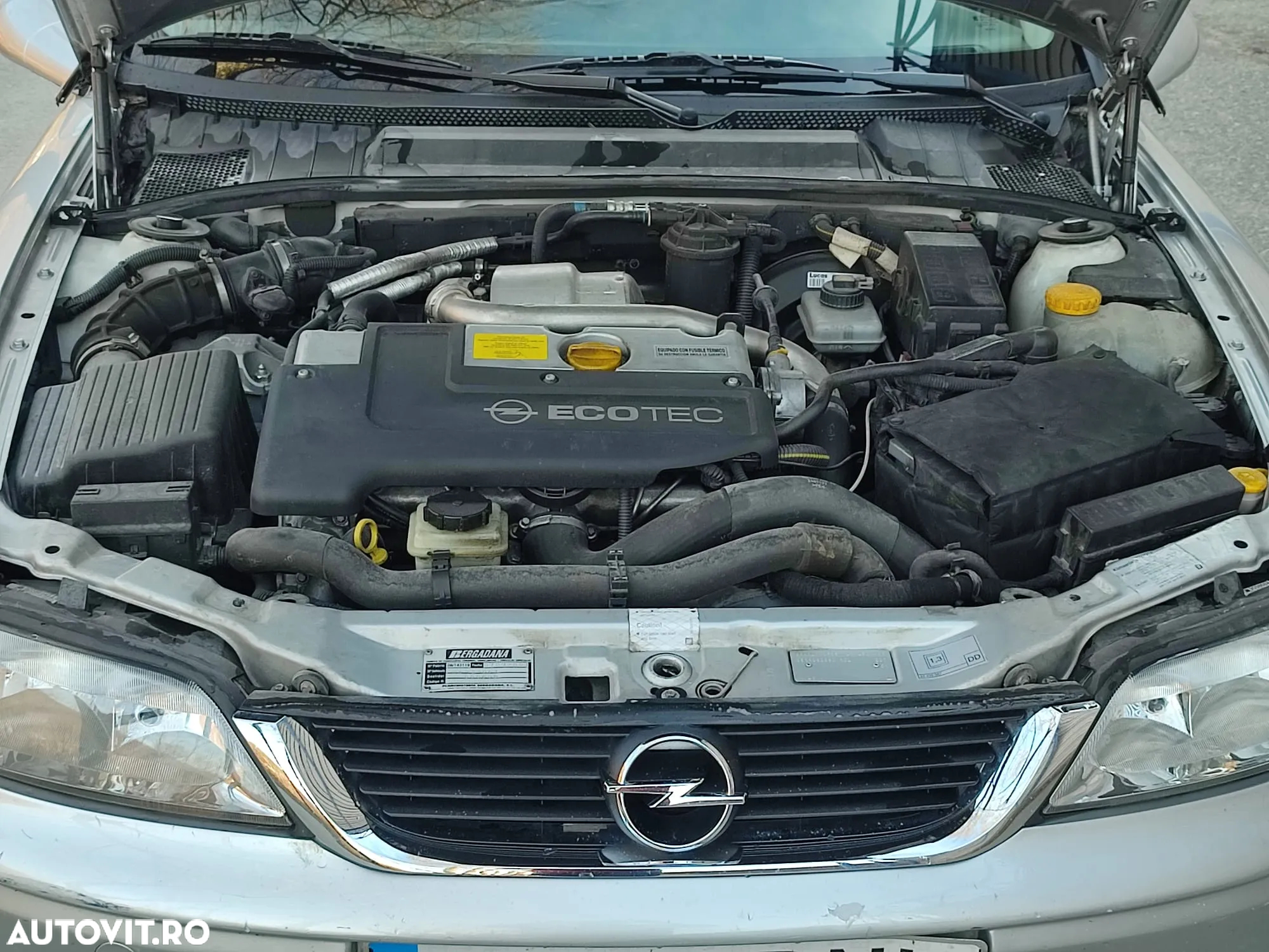 Opel Vectra - 18