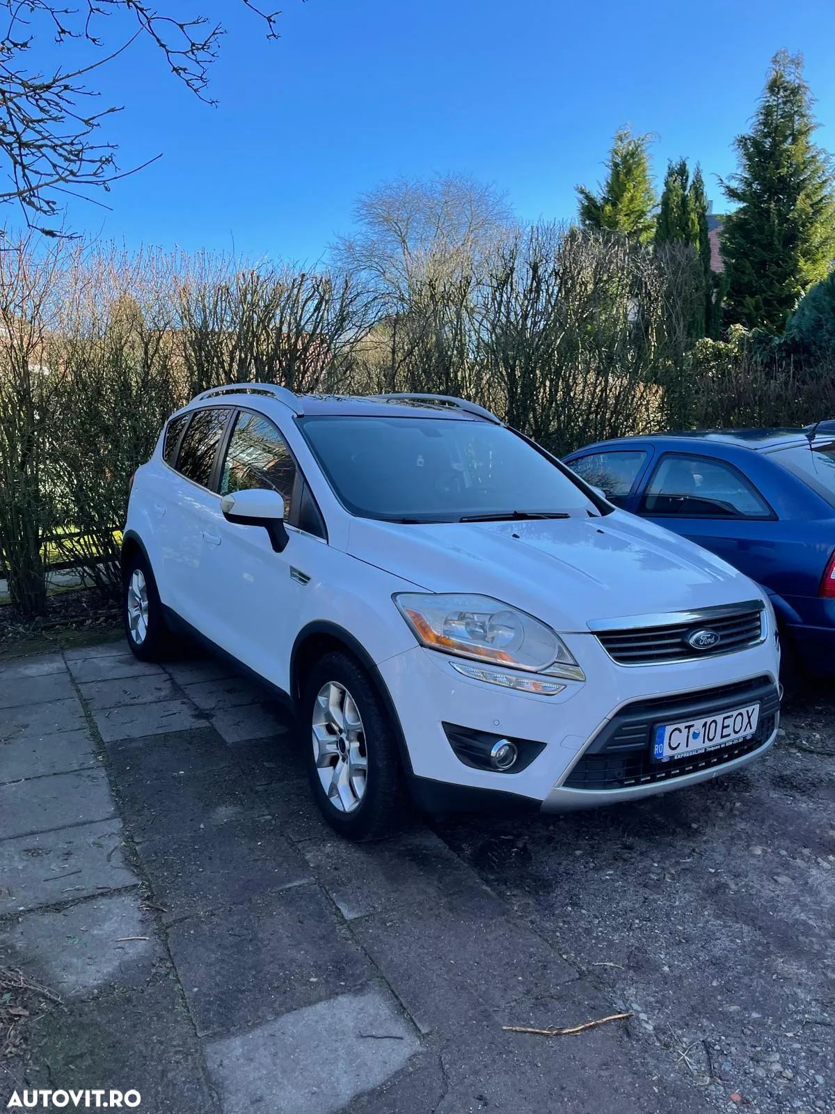 Ford Kuga 2.0 TDCi 4WD Powershift Titanium - 1
