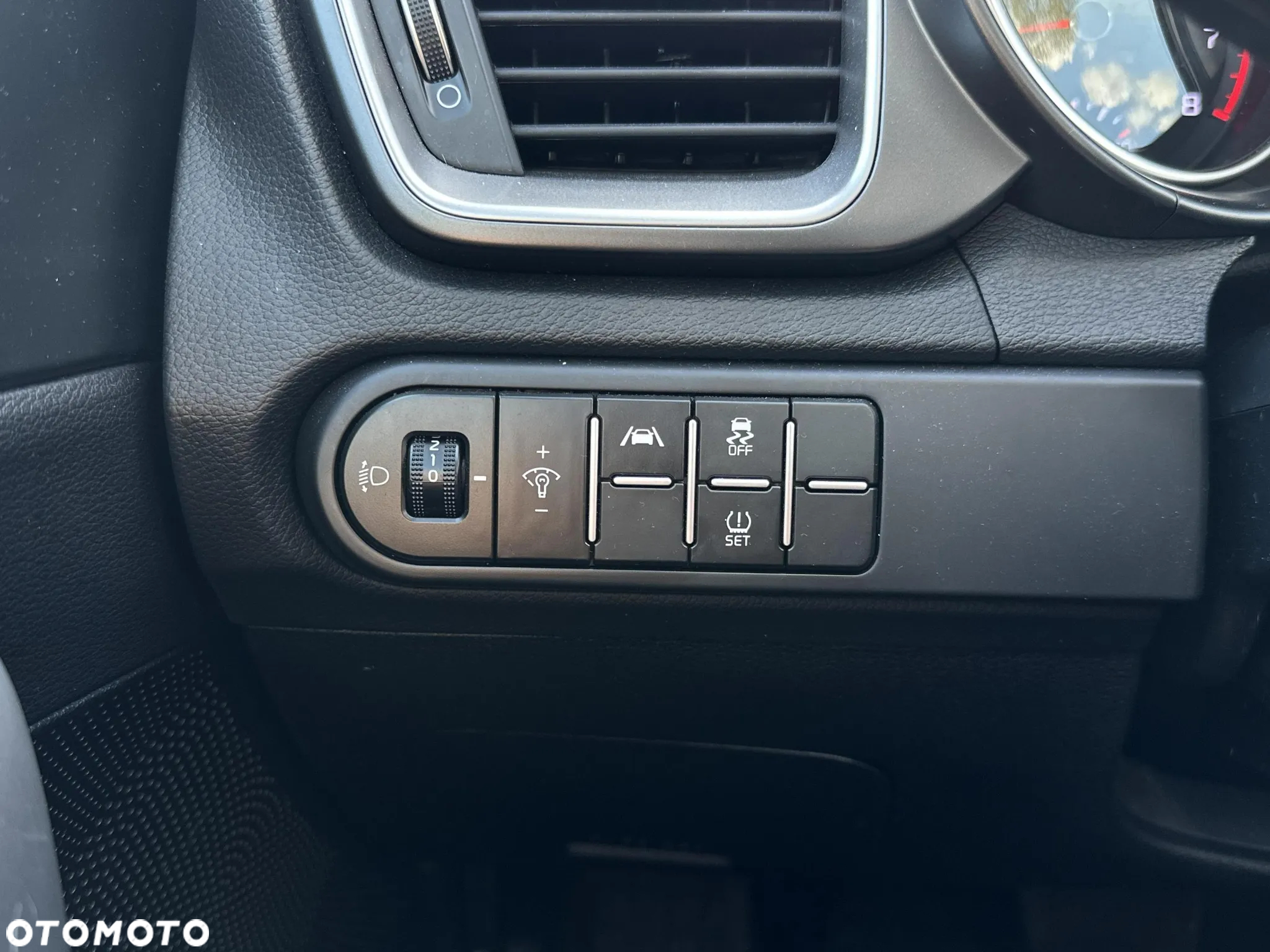 Kia Ceed 1.5 T-GDI M DCT - 13