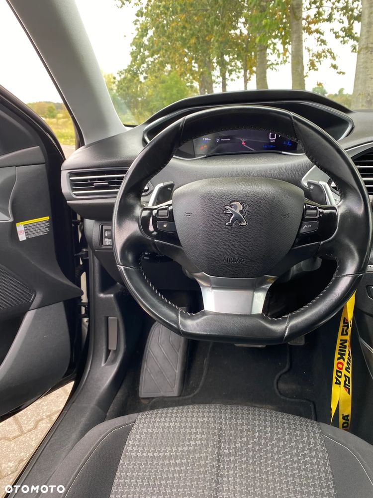 Peugeot 308 1.5 BlueHDi Active Pack S&S EAT8 - 10