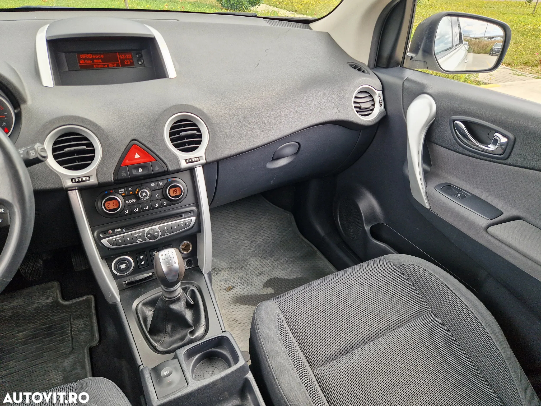 Renault Koleos 2.0 dCI 4X4 Privilege - 9