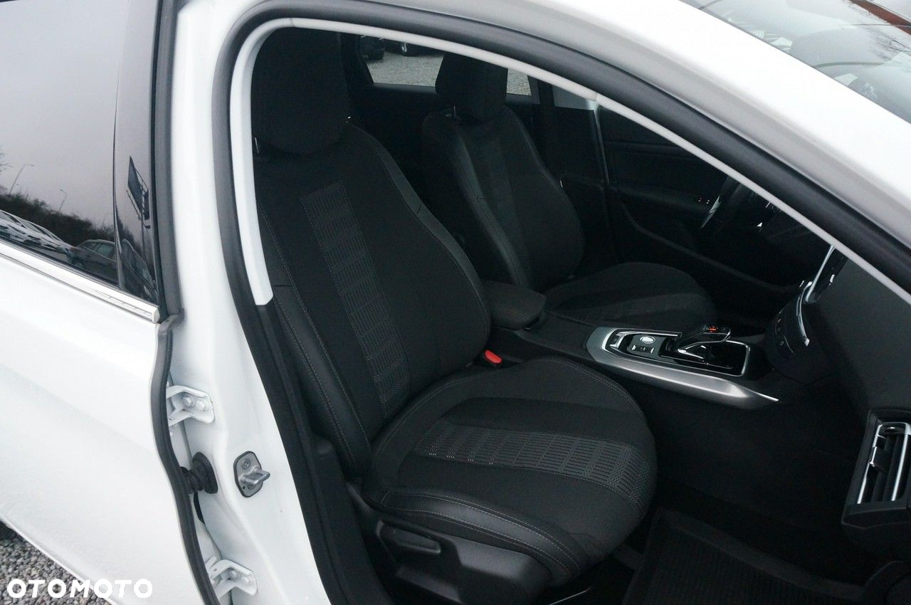 Peugeot 308 1.5 BlueHDi Allure Pack S&S EAT8 - 31