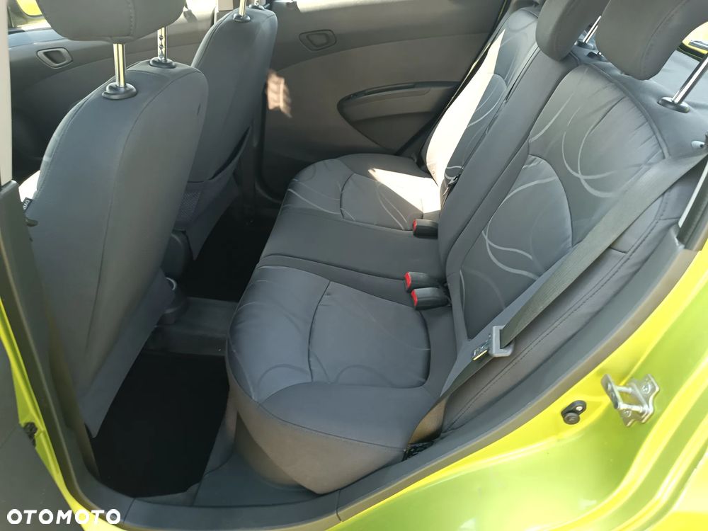 Chevrolet Spark 1.2 LS+ - 34