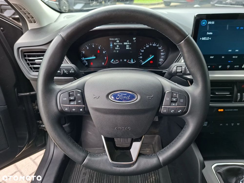 Ford Focus 1.0 EcoBoost Titanium - 18