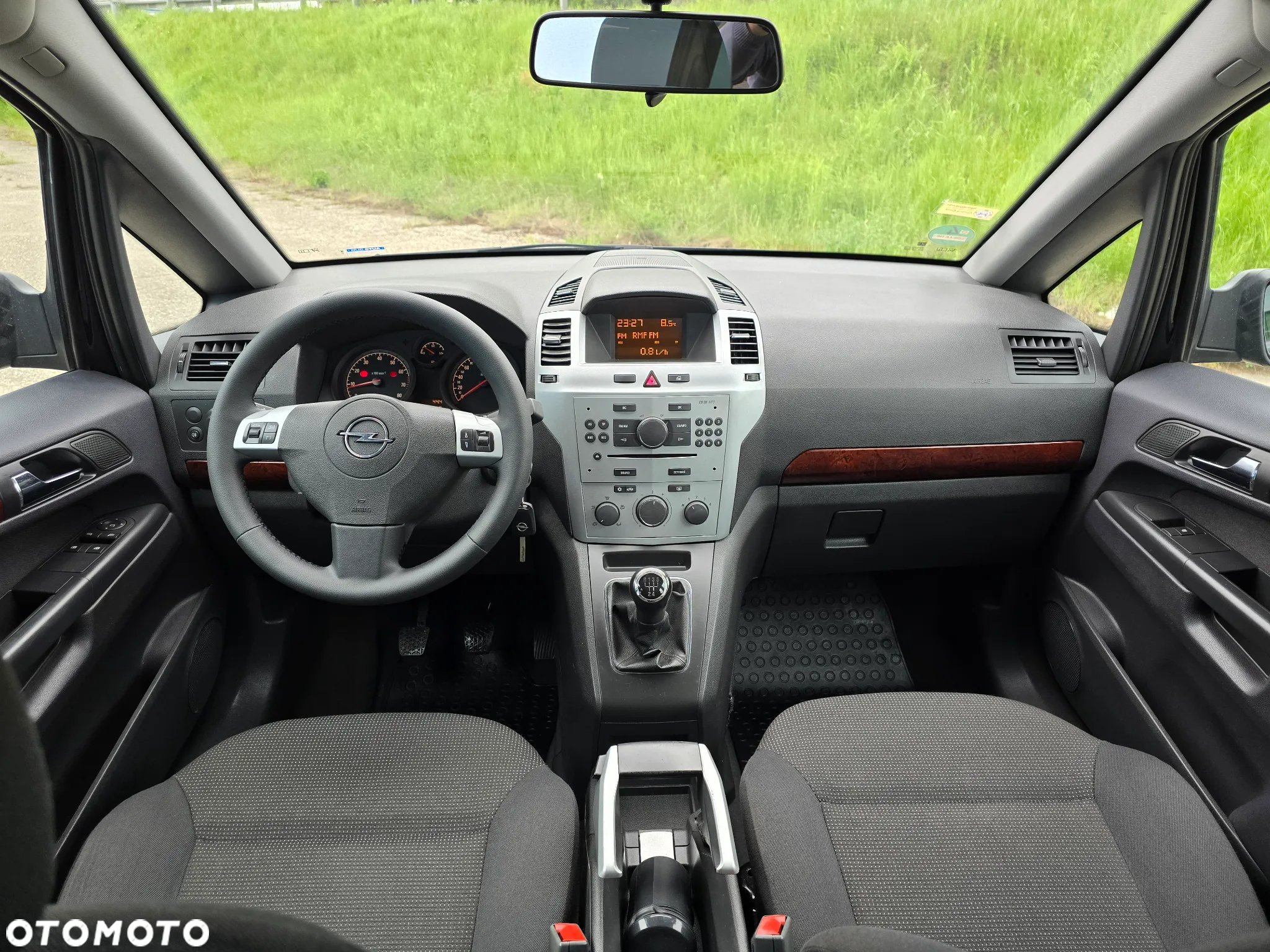 Opel Zafira 1.8 Family - 10