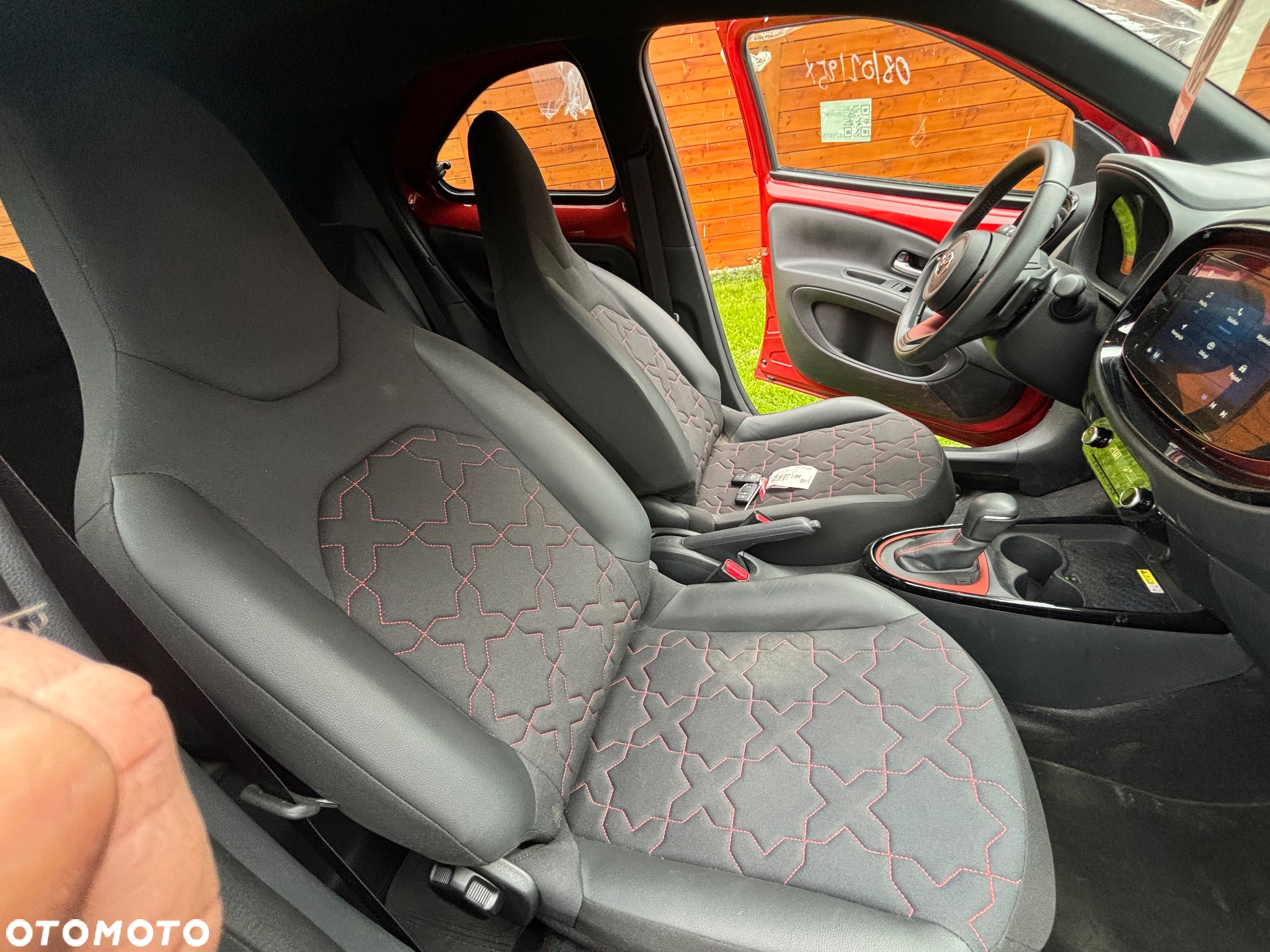 Toyota Aygo X 1.0 VVT-i Executive CVT - 23