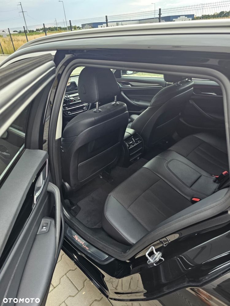 BMW Seria 5 520d xDrive Business Edition - 6