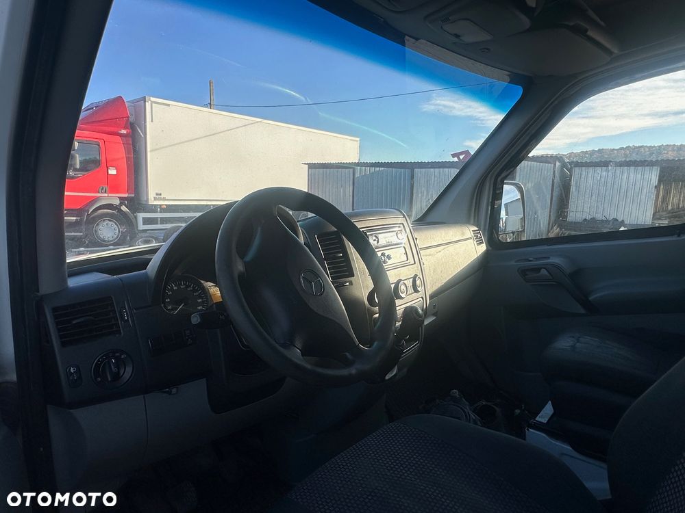 Mercedes-Benz Sprinter 314 2018 r. Furgon - 14