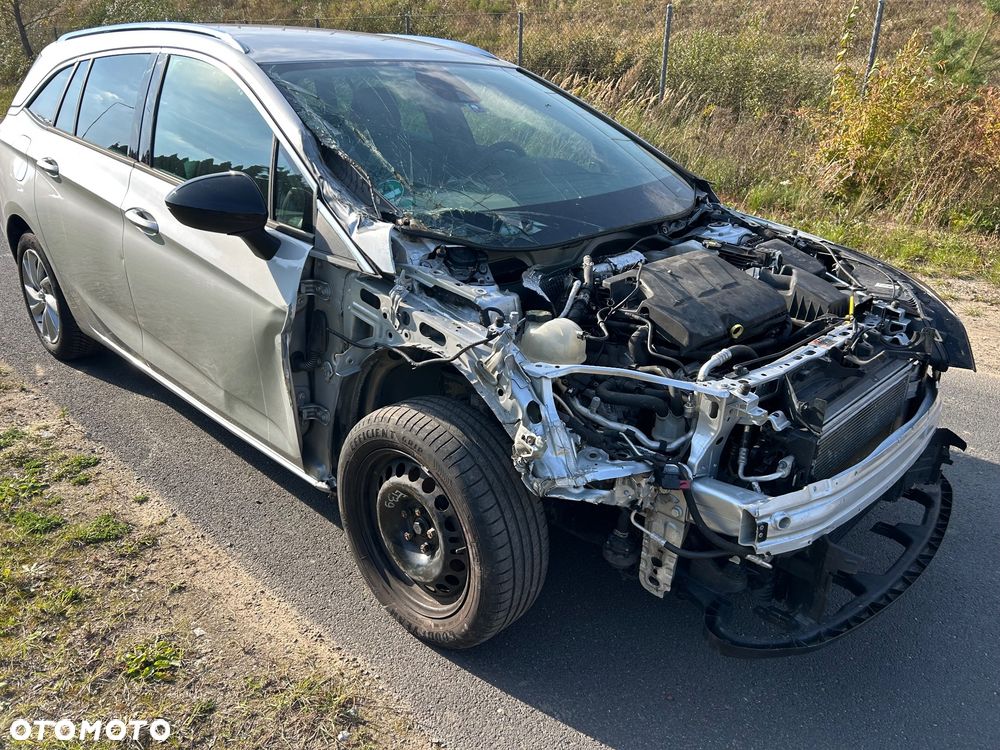 Opel Astra - 4