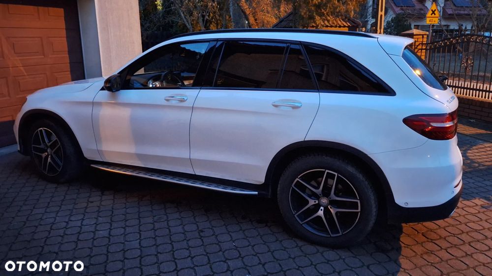 Mercedes-Benz GLC - 1