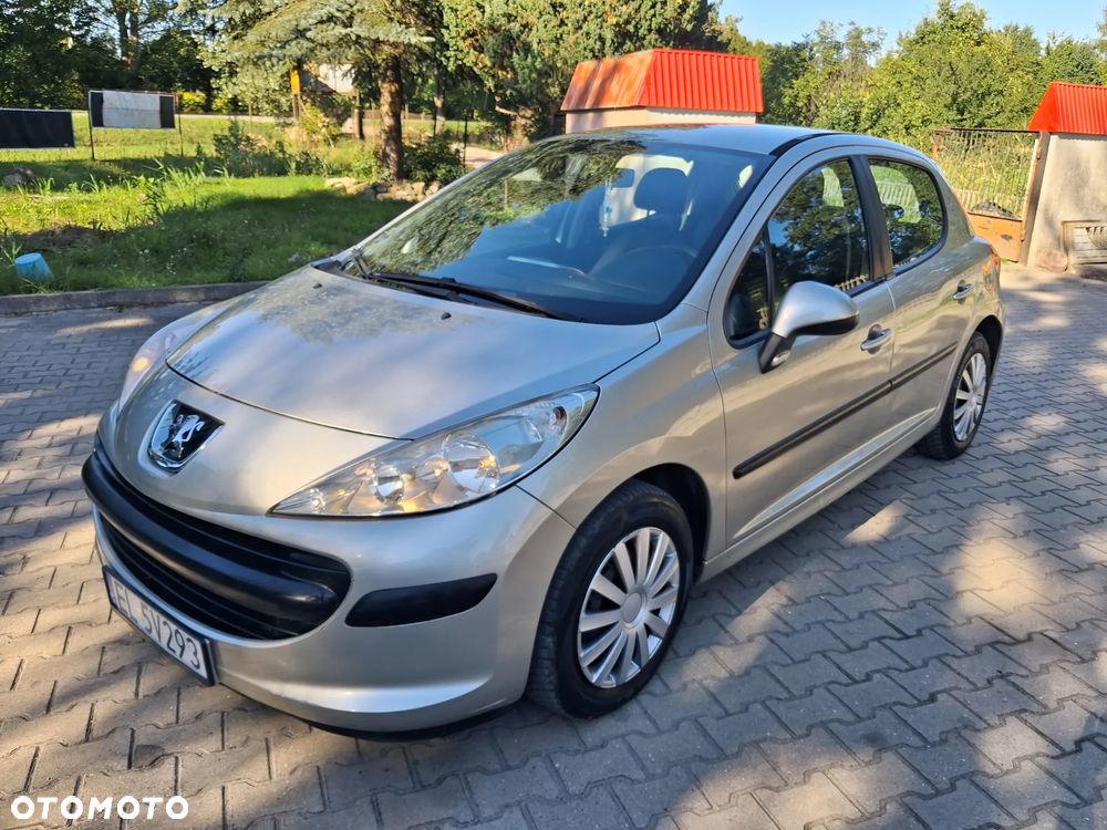 Peugeot 207 1.4 16V Trendy - 4
