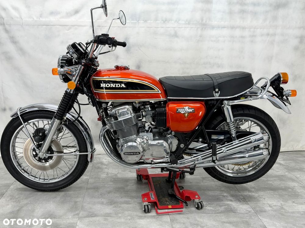 Honda CB - 22