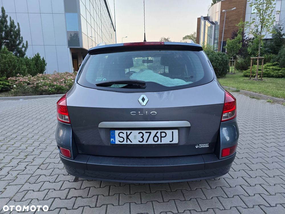Renault Clio 1.2 16V All Inclusive - 2