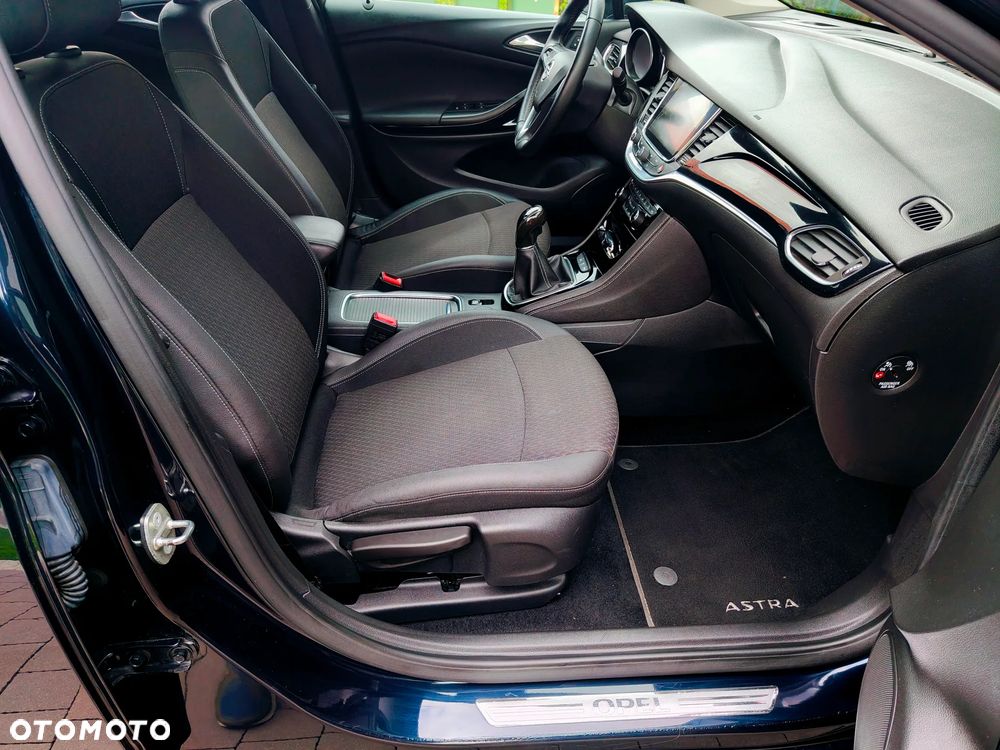 Opel Astra 1.4 Turbo Innovation - 35