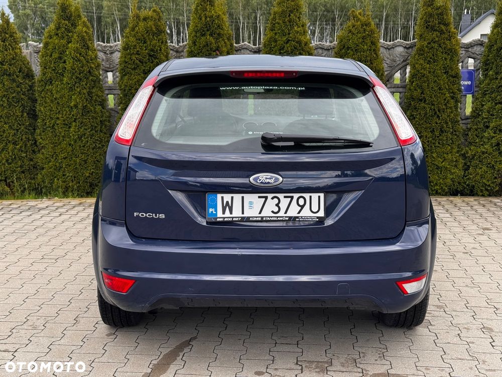 Ford Focus 1.4 Trend - 11