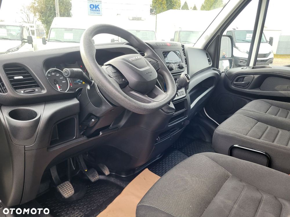 Iveco 35C16 Kontener 2024 cena 117.000Netto - 14