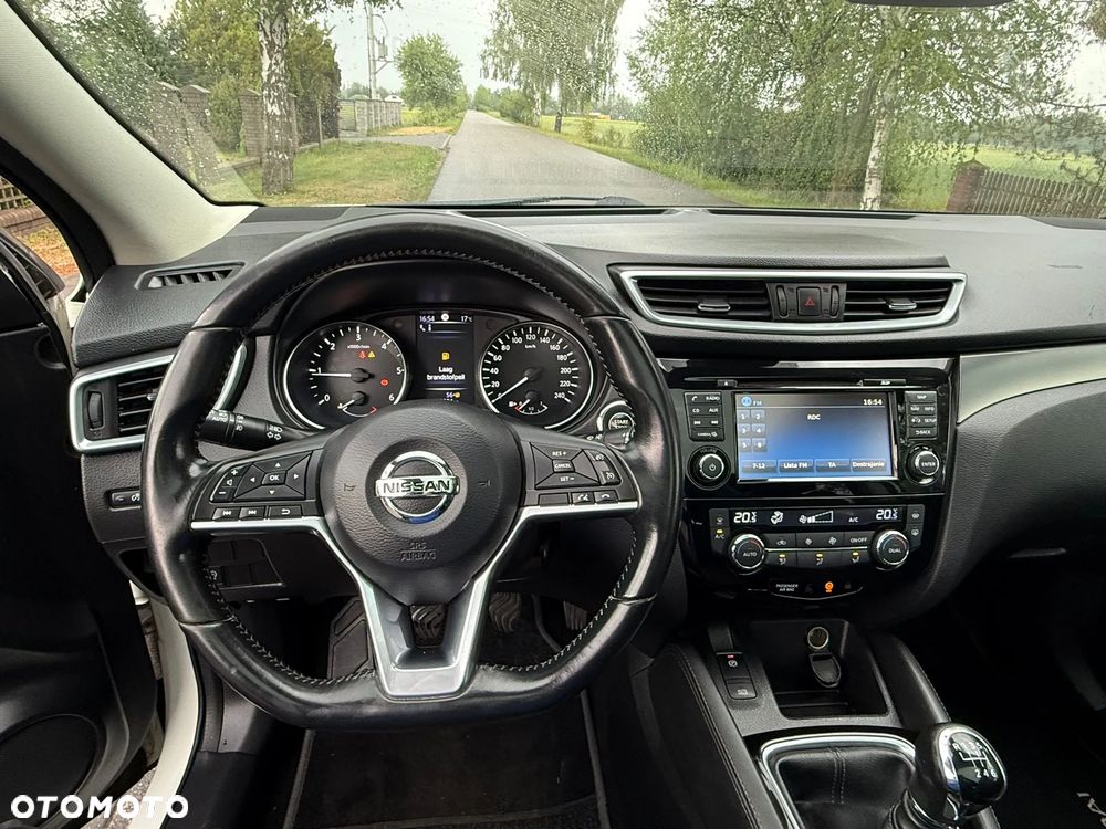 Nissan Qashqai 1.5 dCi 360 - 10