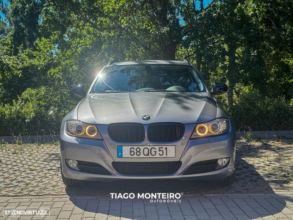 BMW 320 - 12