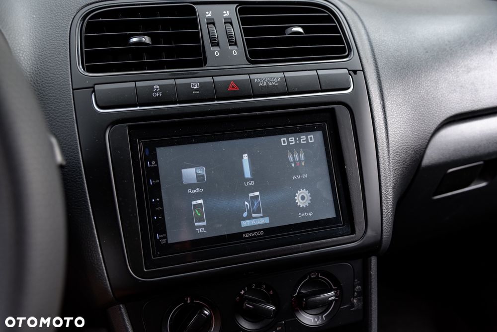Volkswagen Polo 1.2 Highline - 19