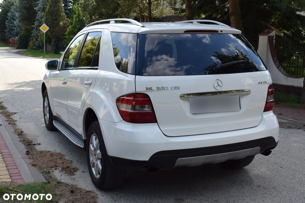 Mercedes-Benz ML 320 CDI 4-Matic - 11