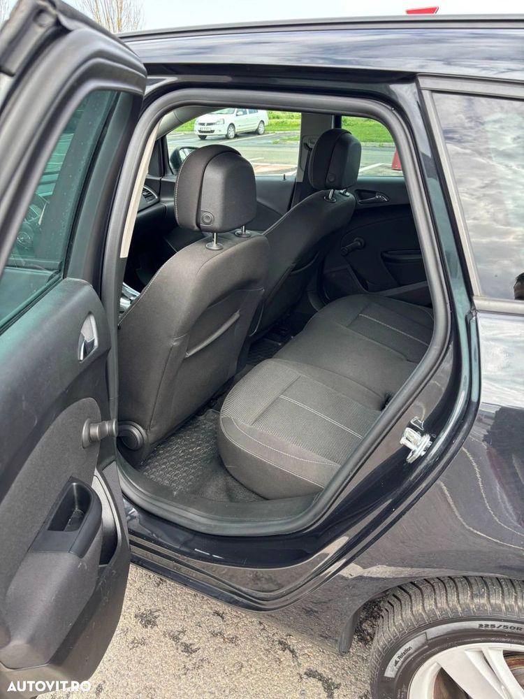 Opel Astra - 14