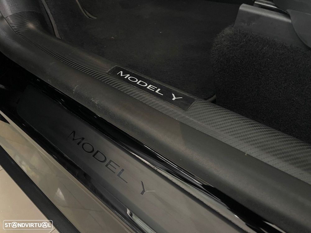 Tesla Model Y Standard - 6