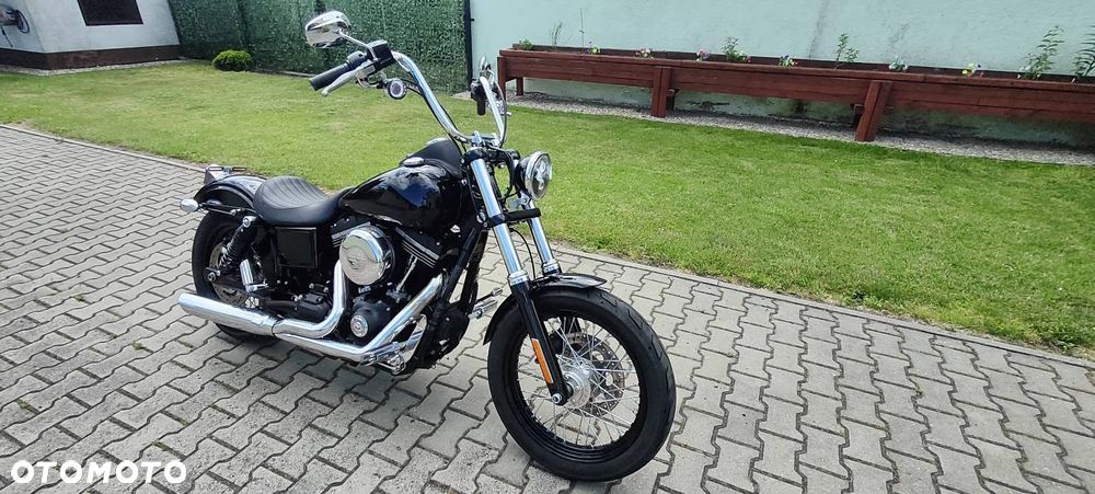 Harley-Davidson Dyna Street Bob - 14