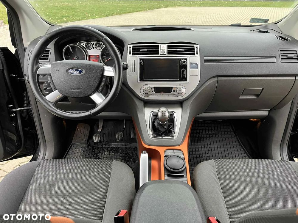 Ford Kuga 2.0 TDCi Titanium FWD - 11