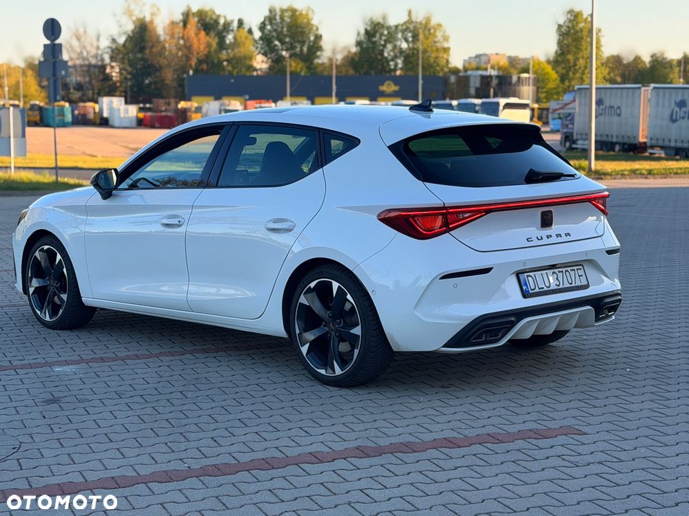 Cupra Leon 1.5 eTSI DSG Tribe Edition - 10