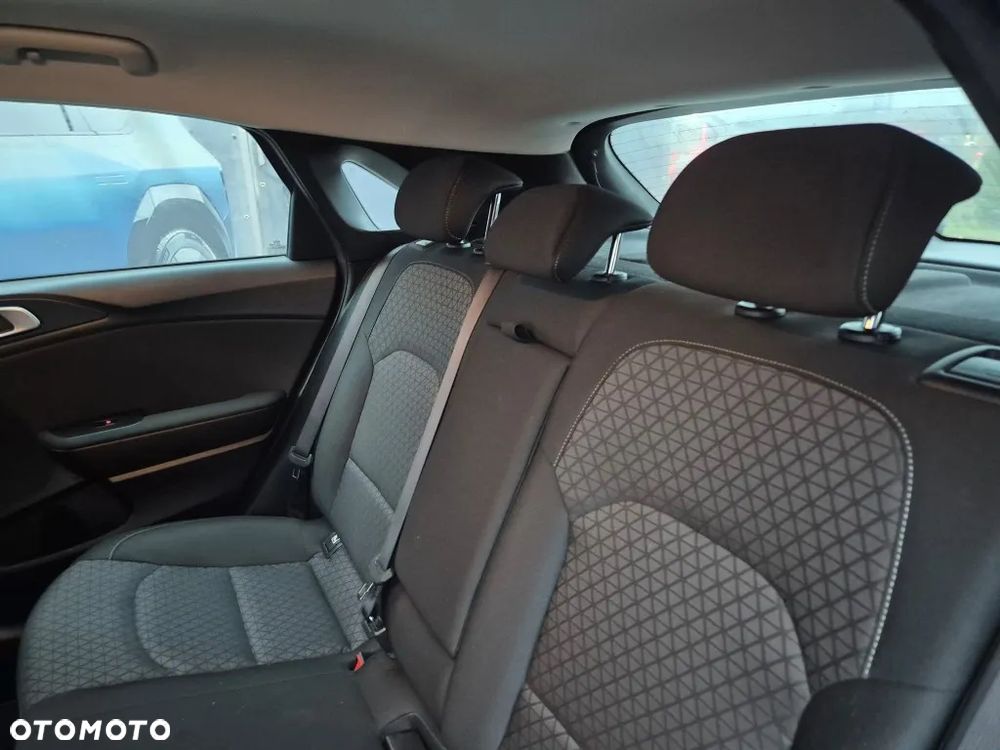 Kia Ceed 1.4 T-GDI M DCT - 14